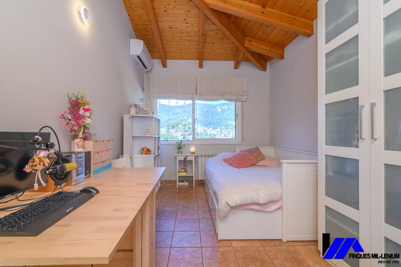 Foto 5e767990-463d-45eb-91b7-1c18c6c008e0. Casa amb calefacció a Vallirana