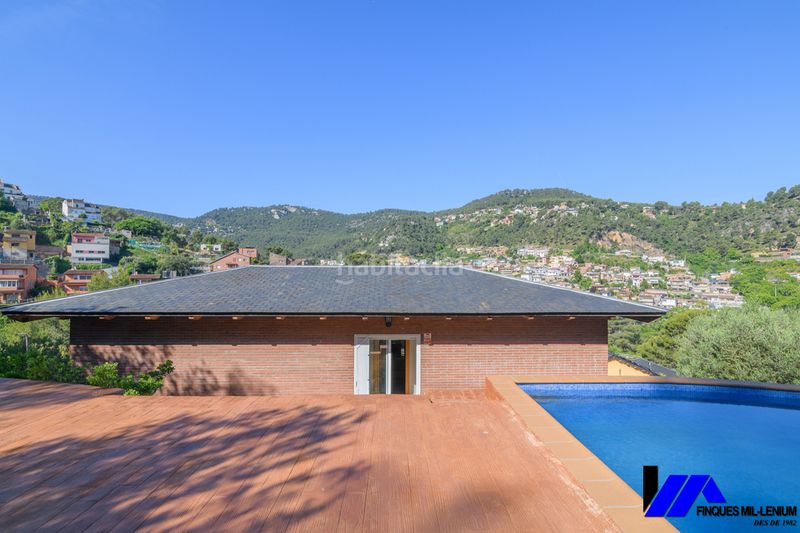 Foto aefe3075-a8ff-4f6a-b8d0-ccf9d8622197. Casa amb calefacció a Vallirana