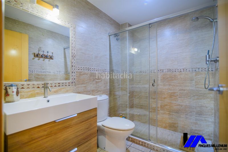 Foto f7017886-30b8-4a1e-9475-444b7a19f2f8. Casa amb calefacció a Vallirana