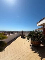 �tico en Centre-Estaci�. �tico �nico en plaza catalunya � gav�