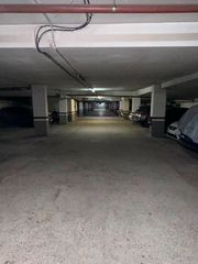 Parking voiture dans Can Tintorer-Can Tries. Plaza de parking en venta � avda. erampruny�