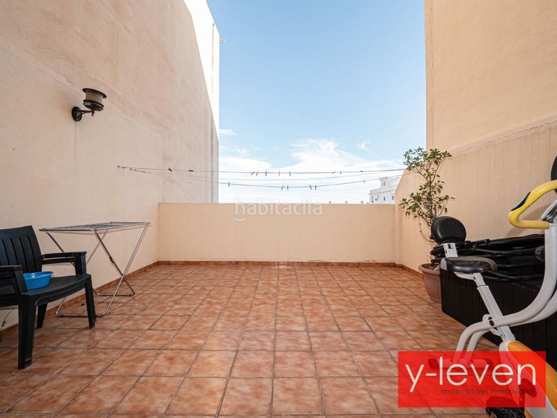 Foto b90feef0-5eb5-41a7-b5b4-3bfad9c5d946. Flat with parking in Distrito Zeta - Recinto Ferial Cortijo de Torres Málaga