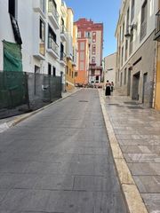 Lloguer Aparcament cotxe  Calle dos aceras. Situación inmejorable