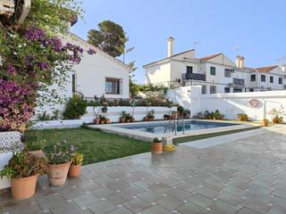 Casa  Soliva del cañaveral. Villa a la venta en el puerto de la torre.