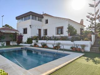 Casa  Soliva del cañaveral. Villa a la venta en el puerto de la torre.