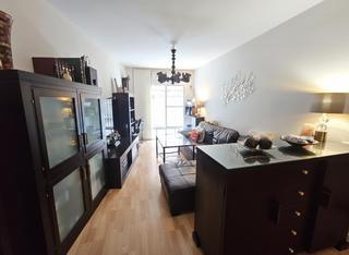 Piso  Manrique. Hermoso dúplex moderno a pasos del centro histórico. 329.000 con