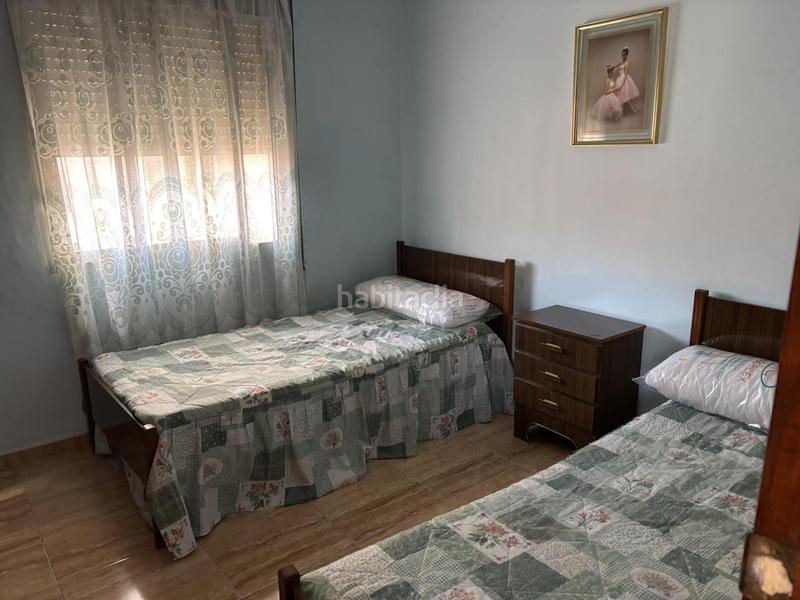 Foto b176a75d-298f-4fb3-b998-d225be103b8c. Piso amplio piso ideal familias o como inversión !!! en Málaga