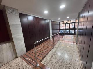Pis  Miraflores de los ángeles. Amplio piso en miraflores  listo para entrar a vivir o invertir.