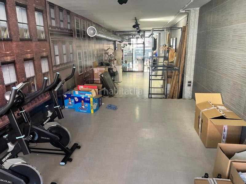 Foto 602c50f7-0a2e-42c2-a0a7-ba8129707ee1. Local comercial en Centro Alhaurín de la Torre