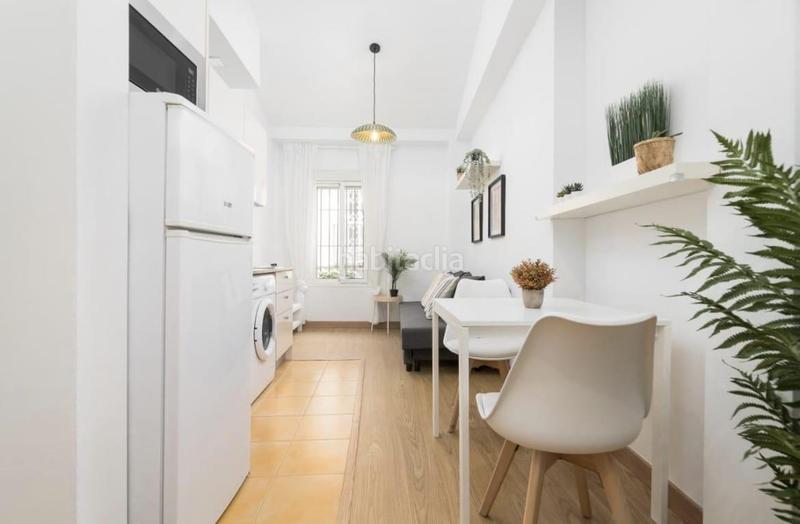 Foto 56658f65-42e3-40dd-867c-a4d0ffe75434. Pis a La Trinidad Málaga