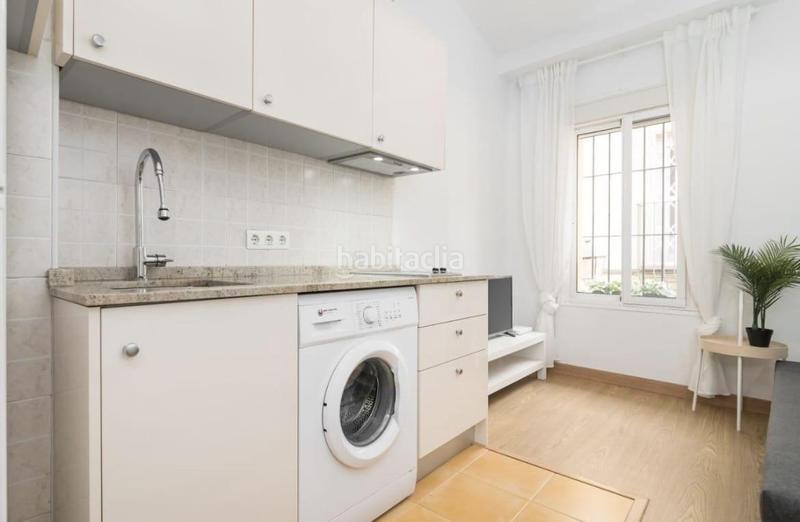 Foto b8c0bd90-0211-463c-a61a-0cfe07466e43. Piso en La Trinidad Málaga