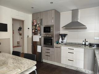 Pis  Poeta aurora de albornoz. Exclusiva vivienda en torre atalaya  málaga  amplia, luminosa y