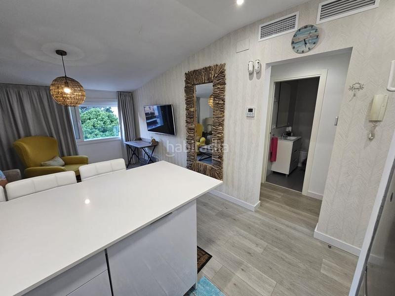 Foto 6b9bf3bd-8221-4fd6-9946-ce3bf453da5f. Appartement dans La Carihuela - Los Nidos Torremolinos