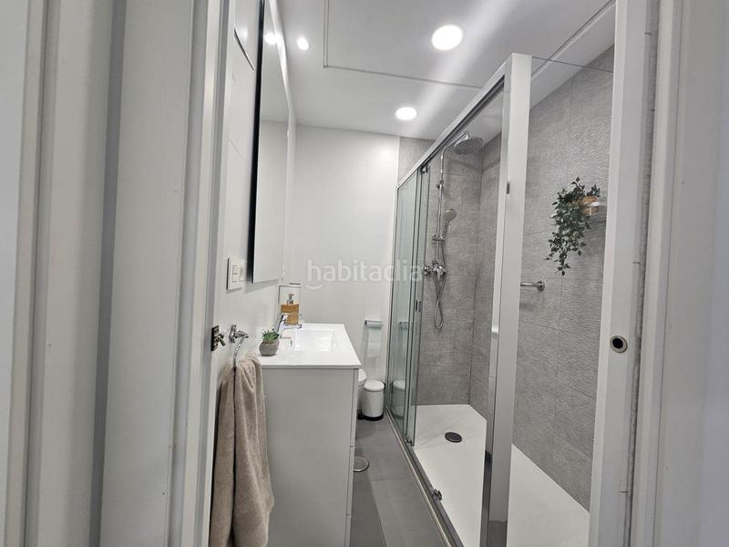 Foto ad55119e-6f5f-4b37-86a7-43bef5491d0d. Appartement dans La Carihuela - Los Nidos Torremolinos