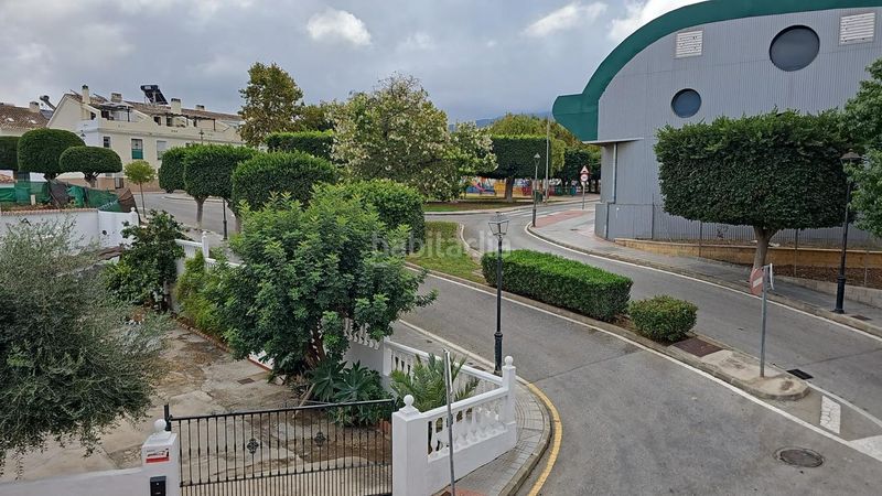 Foto 413a1ecb-8b1b-46be-b9b9-dc3a0aadd17c. Casa adossada amb aparcament piscina a El Romeral-Peñón de Zapata Alhaurín de la Torre