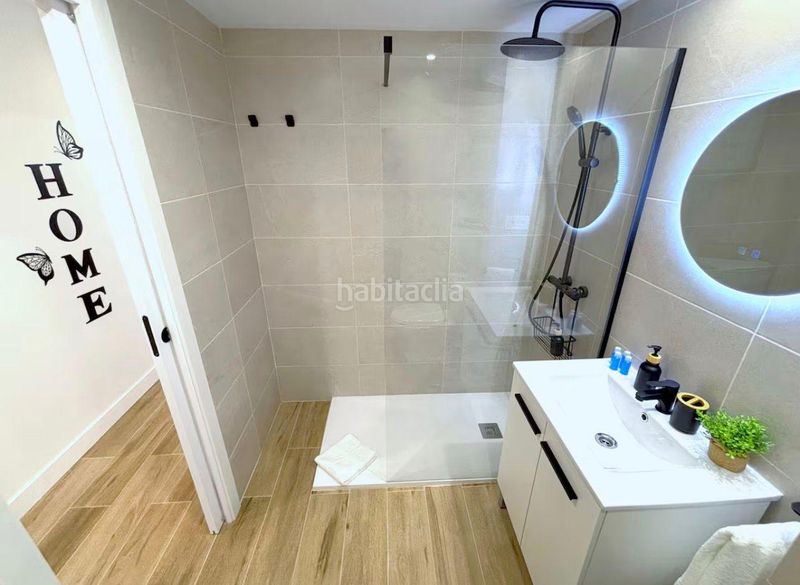 Foto ed163f00-f1b1-478e-8b27-2ee968203ff3. Estudi a Montemar Torremolinos