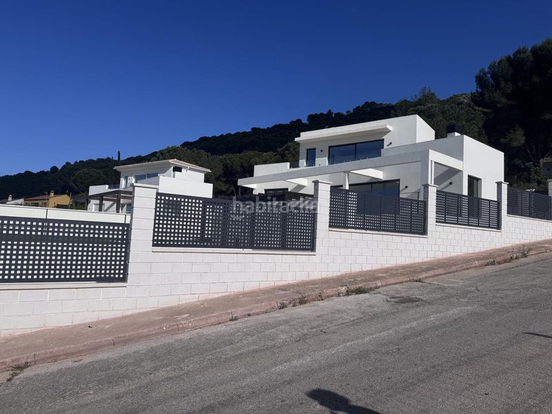 Foto 8ca28c2c-0c55-4be9-a4ab-4d79ee6e8911. Casa amb piscina a Pinos de Alhaurín Alhaurín de la Torre