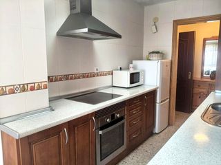 Flat in Calle Simeón Giménez Reyna