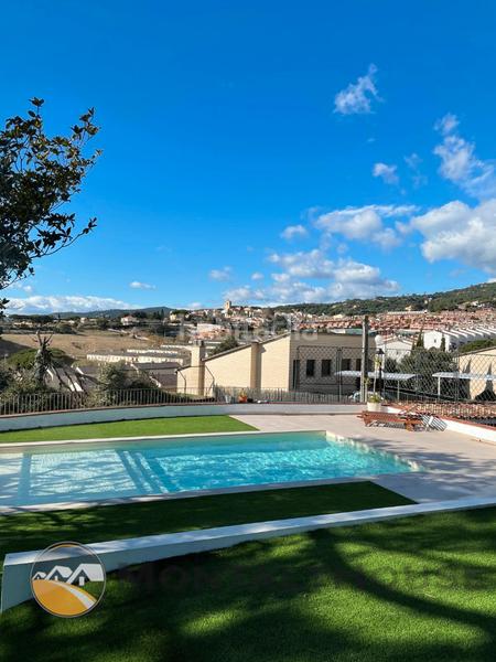 Foto bf219673-c7fb-4c64-b3a0-081fa236fd84. Chalet exclusiva vivienda en una planta con piscina en Sant Vicenç de Montalt