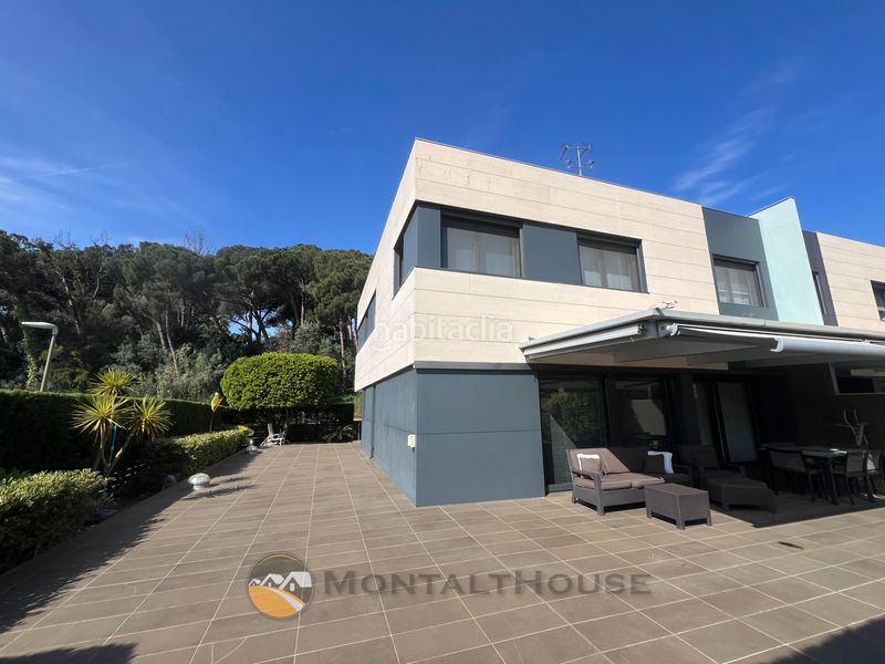 Foto 1962dfbf-1750-4415-9275-3ed7c17f339b. Casa amb calefacció aparcament piscina a Can Sans Sant Andreu de Llavaneres