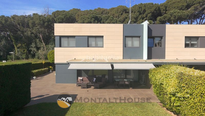 Foto 8c83b3be-4c7e-4fb1-8a8e-dc0e0cb47cb9. Casa amb calefacció aparcament piscina a Can Sans Sant Andreu de Llavaneres