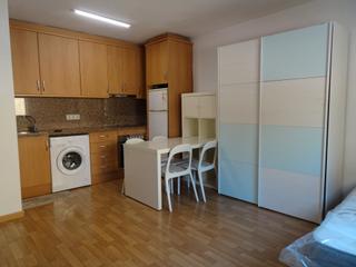 Location Loft  Raseta de sales 7. Loft moblat només per a una persona