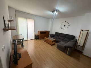 Location Appartement à Centre. Pis d'un dormitori cèntric amb parquing i traster