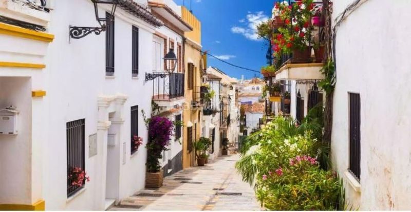 Foto 7d7c0227-5e0f-48d6-940d-091769b52d8f. Àtic amb aparcament a Casco Antiguo Marbella