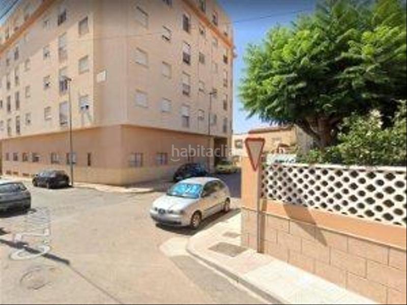 Foto 07668484-e82e-49e8-b1ad-0188b32e31ac. Parking coche en Vícar pueblo Vícar