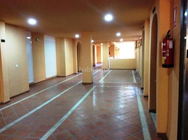 Foto 3e533b5e-2dd3-4438-847b-828da70b343e. Ground floor with pool in Elviria Marbella