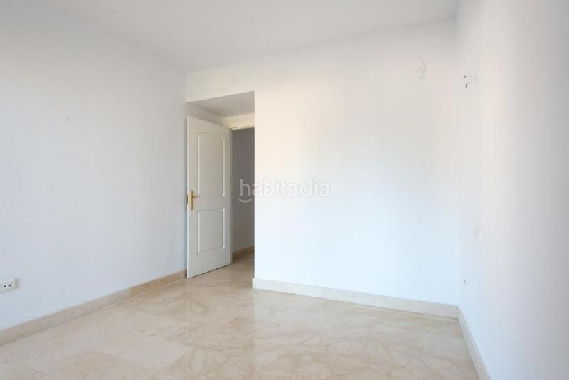 Foto 3f0789ab-1bf3-4a12-bcc9-e5accb01170e. Ground floor with pool in Elviria Marbella