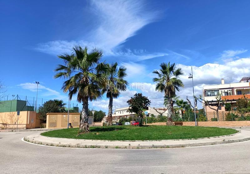 Foto aeac1559-6454-4ed6-8be3-9295e69e9894. Casa adossada amb aparcament piscina a Almayate Bajo