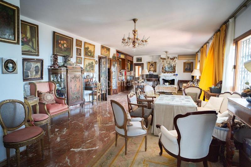 Foto 39532d0d-aa5a-4246-8e8d-65b5b7643afe. Chalet with parking pool in El Candado Málaga