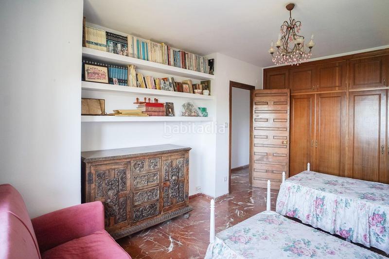 Foto 4be349a4-9bf5-4e59-b017-e47a05c35315. Chalet avec parking piscine dans El Candado Málaga