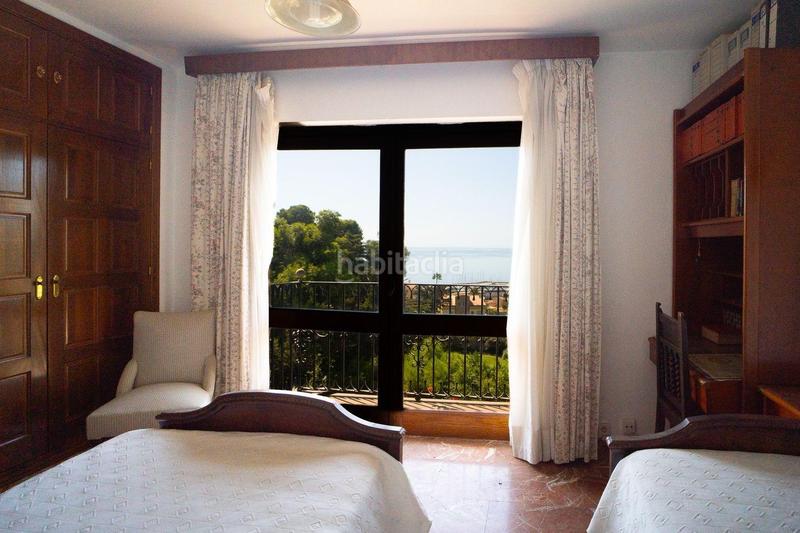 Foto dc5985f9-141c-45b4-a5f6-16e99c38ed78. Chalet avec parking piscine dans El Candado Málaga