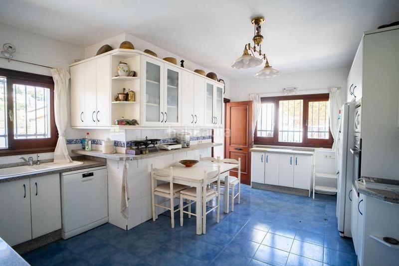 Foto 3f815d3b-23f2-4967-a392-9e5073a64070. Chalet en El Candado Málaga