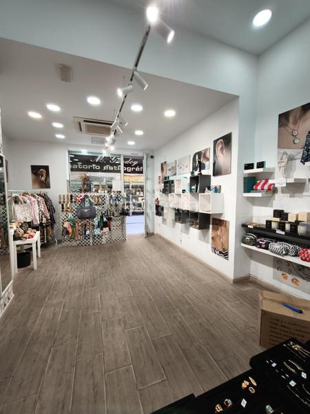 Foto 3ef67270-55f4-4fdf-8cd9-9685819e25e6. Location local commercial dans Centro Histórico Málaga