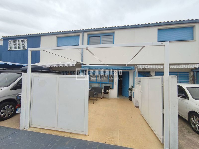 Foto 28bed87a-fb3e-4f43-9593-532270fbe1fc. Casa con piscina in Playa-Ben Afeli Almazora / Almassora