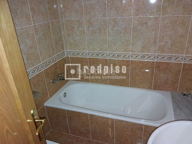 Foto a5b3d971-7408-498f-8528-c502baf6c8c2. Piso vivienda en zona oeste en Mestrets Castellón de la Plana