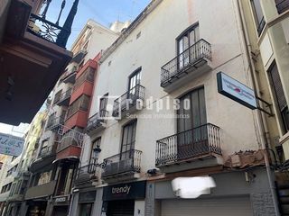 Edificio  Colon. Edificio en pleno centro