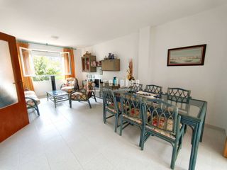 Piccolo appartamento in Torreón-La Almadraba. Apartamento con piscina en benicassim
