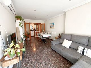 Piso en El Grao. Piso del año 2000 en grao