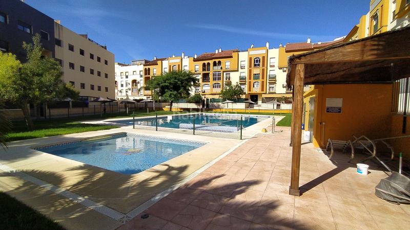 Foto 14ca6306-aea9-425c-9cb8-ca168af41dcf. Location appartement avec parking piscine dans Chapín - Campus Universitario - Navinco Jerez de la Frontera