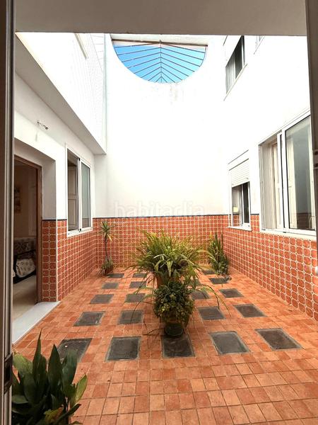 Foto b69f4020-93e6-4c8b-973d-8ab8cae3a90d. Maison avec parking dans Casco Histórico - Ribera del Marisco Puerto de Santa María (El)