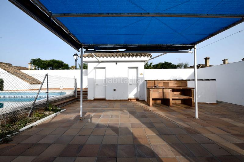 Foto 441b5938-95c7-42cd-8140-b555b7a37f60. Chalet mit parking pool in Cuatro Pinos - El Carmen Puerto de Santa María (El)