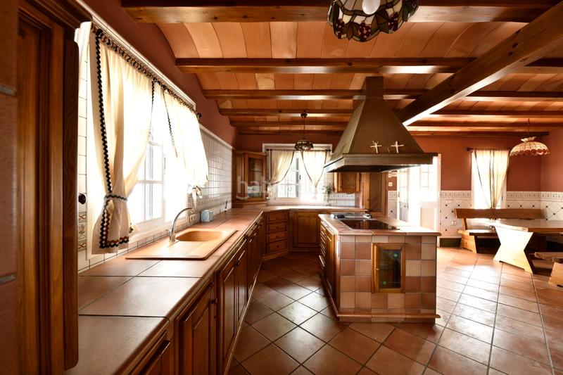 Foto bcb7663d-d6fe-418e-82ba-3a103aa8ea09. Chalet mit parking pool in Cuatro Pinos - El Carmen Puerto de Santa María (El)