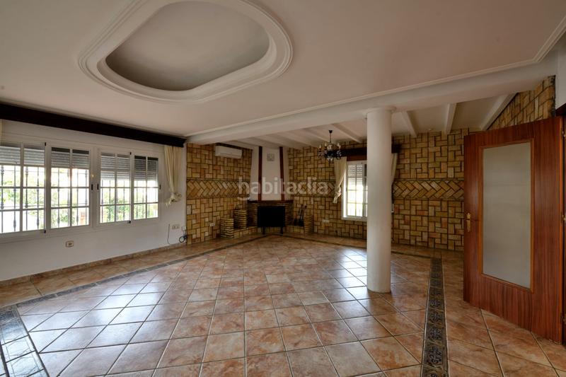 Foto d3f81f5e-c779-4d70-a283-b5fd9030e39e. Chalet mit parking pool in Cuatro Pinos - El Carmen Puerto de Santa María (El)