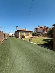 Xalet a Carretera de Sanlúcar - Sudamérica. Chalet zona las palmeras
