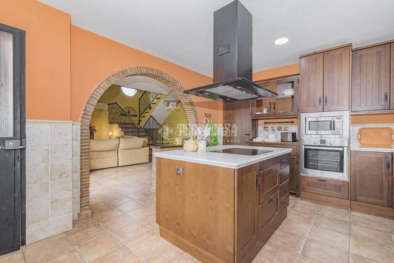 Foto 0afd09d2-5a8c-41a9-b434-0abe6ad5d028. Casa  en venta en otura en Villa de Otura