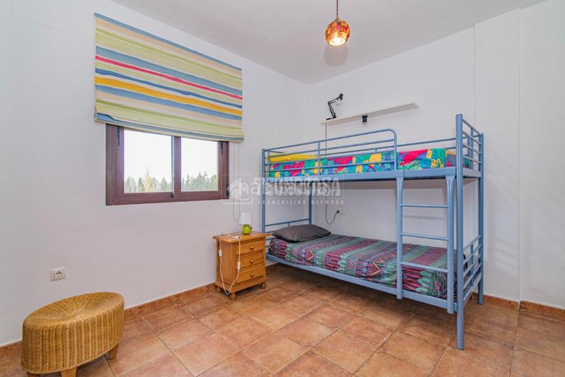 Foto 98af47f3-135e-401e-9d1d-1af967334a4e. Casa  en venta en otura en Villa de Otura